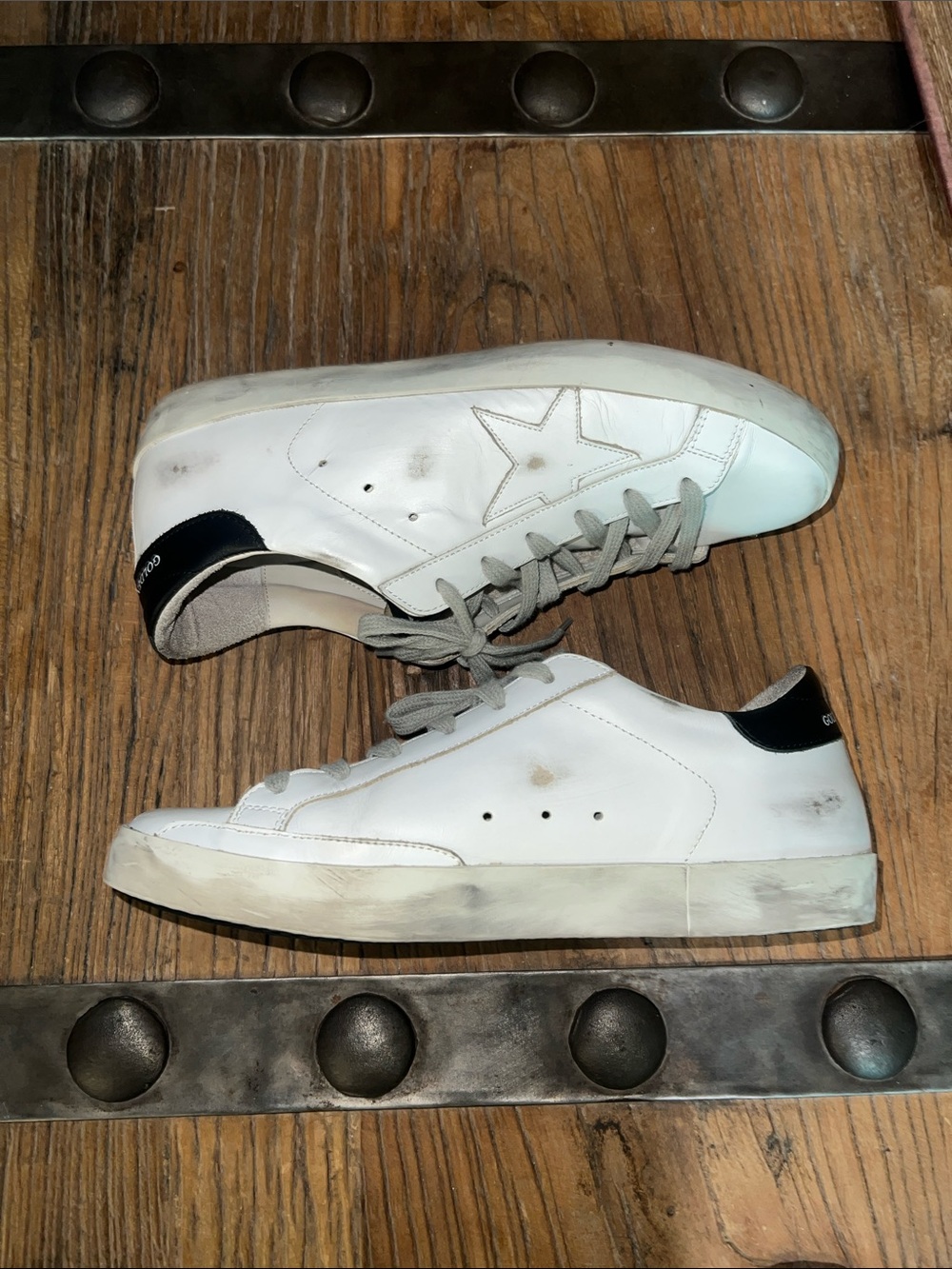 Golden Goose Superstar White Sneakers Classic Style - Picture 6 of 7